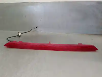 Second-hand car spare part central brake light for audi q3 (8ug) 2.0 16v tdi oem iam references 8u0945097