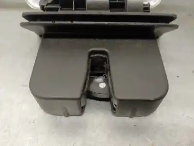 Автозапчастина б/у замок багажника / ворот для audi q3 (8ug) 2.0 16v tdi посилання на oem iam 8r0827505a  