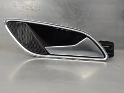 Pièce détachée automobile d'occasion Poignée Intérieure Arrière Droite pour AUDI Q3 (8UG) 2.0 16V TDI Références OEM IAM 8U0839020C  