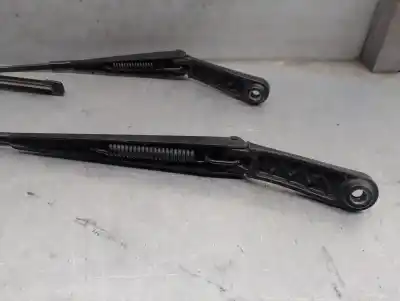 Автозапчастина б/у передній правий річок склоочисника для audi q3 (8ug) 2.0 16v tdi посилання на oem iam 8u1955407a  8u1955408a