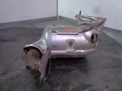 Pezzo di ricambio per auto di seconda mano CATALIZZATORE per DACIA SANDERO  Riferimenti OEM IAM 208A01858R CESTA 18 H8201562548