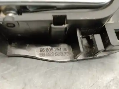 Recambio de automóvil de segunda mano de maneta interior delantera izquierda para peugeot 508 2.0 16v hdi fap referencias oem iam 9660525480  9685950377