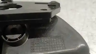 Peça sobressalente para automóvel em segunda mão puxador interior dianteiro esquerdo por hyundai coupe (gk) 1.6 16v cat referências oem iam 826102c000lk  