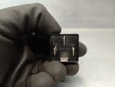 Автозапчастина б/у реле для audi q3 (8ug) 2.0 16v tdi посилання на oem iam 4h0951253a  4h0951253a