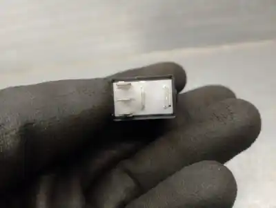 Автозапчасти б/у реле за audi q3 (8ug) 2.0 16v tdi ссылки oem iam 4h0951253c  