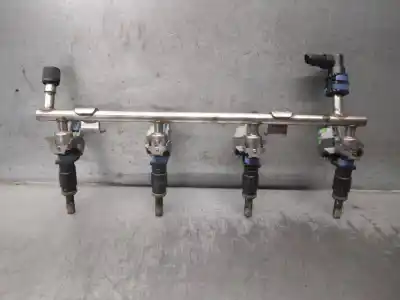 Pièce détachée automobile d'occasion Rampe D'injecteur pour CHEVROLET CRUZE (J300) 1.6 Références OEM IAM 55562599  55562599
