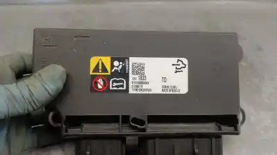 Pezzo di ricambio per auto di seconda mano centralina airbag per opel corsa e selective riferimenti oem iam 13511833  