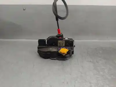 Автозапчастина б/у замок заднього правого дверя для OPEL ZAFIRA TOURER C (P12) 2.0 CDTI (75) Посилання на OEM IAM 13579566  