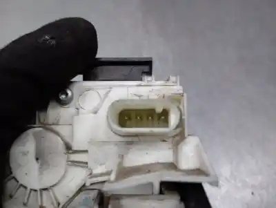 Peça sobressalente para automóvel em segunda mão fechadura da porta dianteira direita por jeep compass 2.0 crd cat referências oem iam p04589416ag  