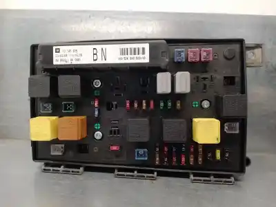 Second-hand car spare part Fuse Box Unit for OPEL ASTRA H BERLINA 1.7 16V CDTI OEM IAM references 13145035  5DK00866810