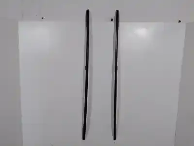 Peça sobressalente para automóvel em segunda mão barras porta-bagagens de tejadilho por volkswagen passat alltrack b7 (365) 2.0 tdi referências oem iam 3c9860026b