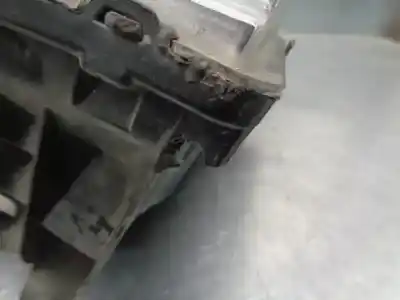 Second-hand car spare part left headlight for jeep commander 3.0 crd cat oem iam references 55157207ae  