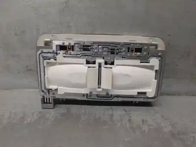 Автозапчастина б/у внутрішне світло для fiat idea (135) 1.3 16v jtd 16v dynamic plus (10.2005->) 69 cv / 51 kw посилання на oem iam 735244963  0884900