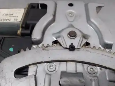 Автозапчастина б/у регулятор вікна передній лівий для opel corsa c (x01) 1.7 dti (f08 f68) посилання на oem iam 24466593  