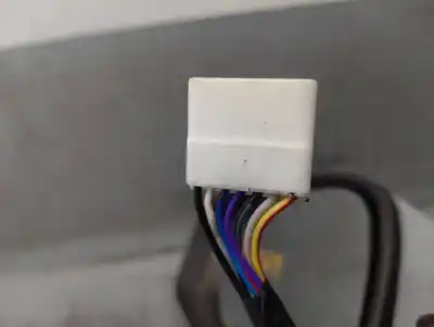 Pezzo di ricambio per auto di seconda mano specchio sinistro per fiat idea (135) 1.3 16v jtd 16v dynamic plus (10.2005->) 69 cv / 51 kw riferimenti oem iam 735360563  
