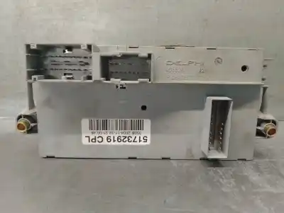Pezzo di ricambio per auto di seconda mano scatola relè/fusibili per fiat idea (135) 1.3 16v jtd 16v dynamic plus (10.2005->) 69 cv / 51 kw riferimenti oem iam 51732919  501203880000