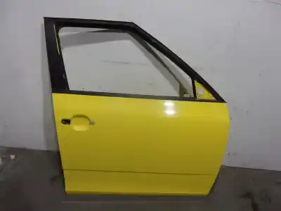 Автозапчастина б/у передні праві двері для SKODA FABIA (5J2 ) 1.2 12V 69 CV / 51 KW Посилання на OEM IAM 5J6831056  