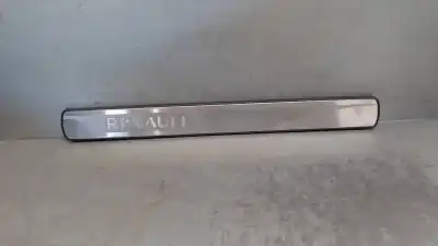 Pezzo di ricambio per auto di seconda mano modanatura per renault talisman 1.6 tce energy riferimenti oem iam 10r059081