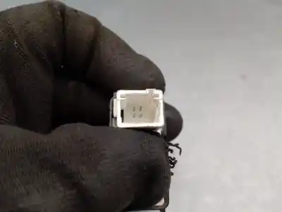 Автозапчастина б/у передній правий віконний вимикач для citroen c4 picasso * посилання на oem iam 96762292zd  