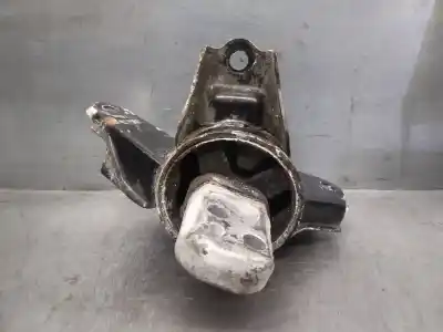 Second-hand car spare part engine support for hyundai i30 (fd) 1.6 crdi oem iam references 218301m000  