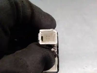 Second-hand car spare part rear right power window switch for citroen c4 picasso * oem iam references 96762292zd  