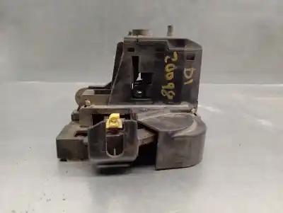 Second-hand car spare part left front door lock for renault clio ii fase i (b/cbo) 1.9 dti diesel 80 cv / 59 kw oem iam references 7701045304  