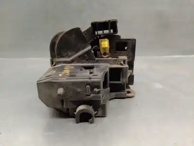 Second-hand car spare part left front door lock for renault clio ii fase i (b/cbo) 1.9 dti diesel 80 cv / 59 kw oem iam references 7701045304  