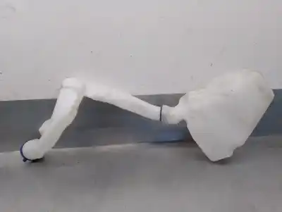 Second-hand car spare part windscreen washer bottle for citroen ds3 1.2 12v e-thp oem iam references 96839886800