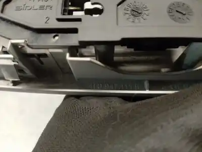 Автозапчастина б/у внутрішне світло для audi a6 avant (4f5) 2.0 tdi посилання на oem iam 4l0947111b  4l0947111b