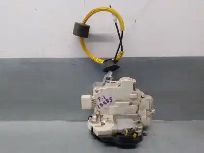 Автозапчастина б/у замок дверей заднього лівого для AUDI A6 AVANT (4F5) 2.0 TDI Посилання на OEM IAM 4F0839015A  