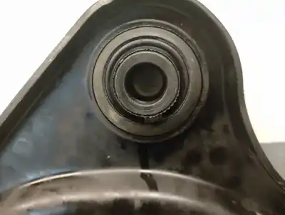 Peça sobressalente para automóvel em segunda mão braço de suspensão inferior dianteiro direito por citroen ds3 1.2 12v e-thp referências oem iam 9670771480  