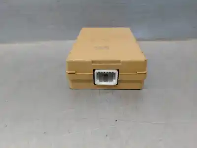 Second-hand car spare part fuse box unit for toyota corolla (_e12_) 2.0 d-4d (cde120_) oem iam references 8264113040  2323000231