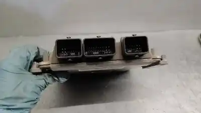 Автозапчастина б/у ебу контролер двигуна для peugeot 307 break / sw (s1) 2.0 hdi fap cat посилання на oem iam 9647472780  0281011081