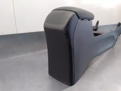 Автозапчасти б/у центральный подлокотник за hyundai i30 (pde, pd, pden) 2.0 n ссылки oem iam 84611g4000  