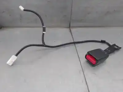 Peça sobressalente para automóvel em segunda mão chicote / encaixe cinto segurança dianteiro direito por toyota yaris 1.5 16v cat referências oem iam 73230k0040c0