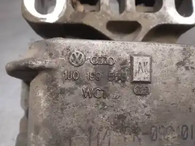 Автозапчасти б/у левая опора двигателя за seat leon (1m1) 1.6 16 v ссылки oem iam 1j0199555ak  