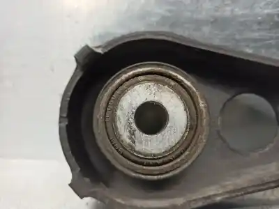 Автозапчастина б/у задній лівий нижний рычаг для audi a6 avant (4f5) 2.0 tdi посилання на oem iam 4f0501529c  