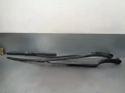 Second-hand car spare part Front Right Windshield Wiper Arm for KIA OPTIMA (JF) 1.7 CRDi OEM IAM references 98311D4000  98321D4000