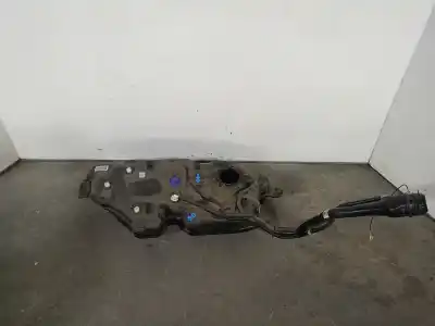 Recambio de automóvil de segunda mano de deposito combustible para renault captur ii (hf_) tce 100 (hfmt) referencias oem iam 7701474457