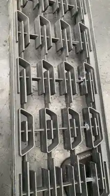 Second-hand car spare part front bumper grille for seat leon (5f1) 1.0 tsi oem iam references 5f0853667  