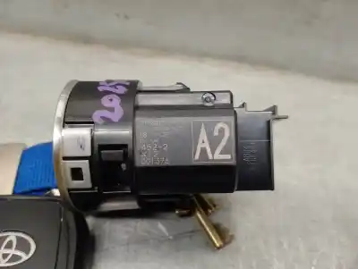 Peça sobressalente para automóvel em segunda mão botão start/stop por toyota yaris 1.5 16v cat referências oem iam 15f451  15f451