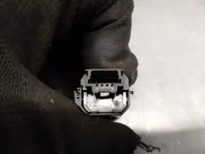 Peça sobressalente para automóvel em segunda mão botão start/stop por renault captur ii (hf_) tce 100 (hfmt) referências oem iam 251502076r  