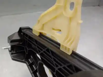 İkinci el araba yedek parçası arka sol cam regülatörü için renault captur ii (hf_) tce 100 (hfmt) oem iam referansları 827216497r  