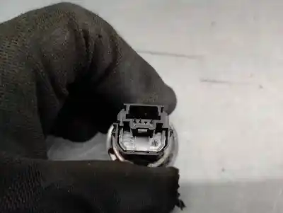 Автозапчастина б/у кнопка старт/стоп для dacia jogger ml  посилання на oem iam 251503985r  682103862r