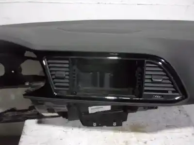 Second-hand car spare part dashboard for seat leon st (5f8) 1.6 tdi oem iam references 5f1857003m  