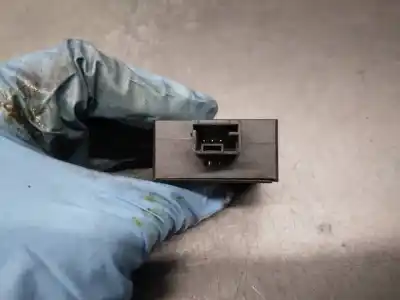 Pezzo di ricambio per auto di seconda mano controllo della luce per citroen c3 ii (sc_) 1.4 hdi 70 (sc8hzc sc8hr0 sc8hp4) riferimenti oem iam 96661868xt  