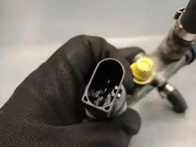 Автозапчасти б/у рампа инжектора за audi a8 d3 (4e2, 4e8) 4.0 tdi quattro ссылки oem iam 057130763h  f00r001615