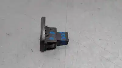 Автозапчасти б/у выключатель переднего правого окна за fiat 500 (312_) 1.2 (312axa1a) ссылки oem iam 305062957b  
