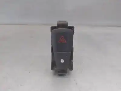 Second-hand car spare part hazard warning lights for dacia sandero 0.9 tce cat oem iam references 252905668r