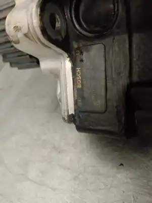 Pezzo di ricambio per auto di seconda mano pompa diniezione per audi a8 d3 (4e2, 4e8) 4.0 tdi quattro riferimenti oem iam 057130755g  